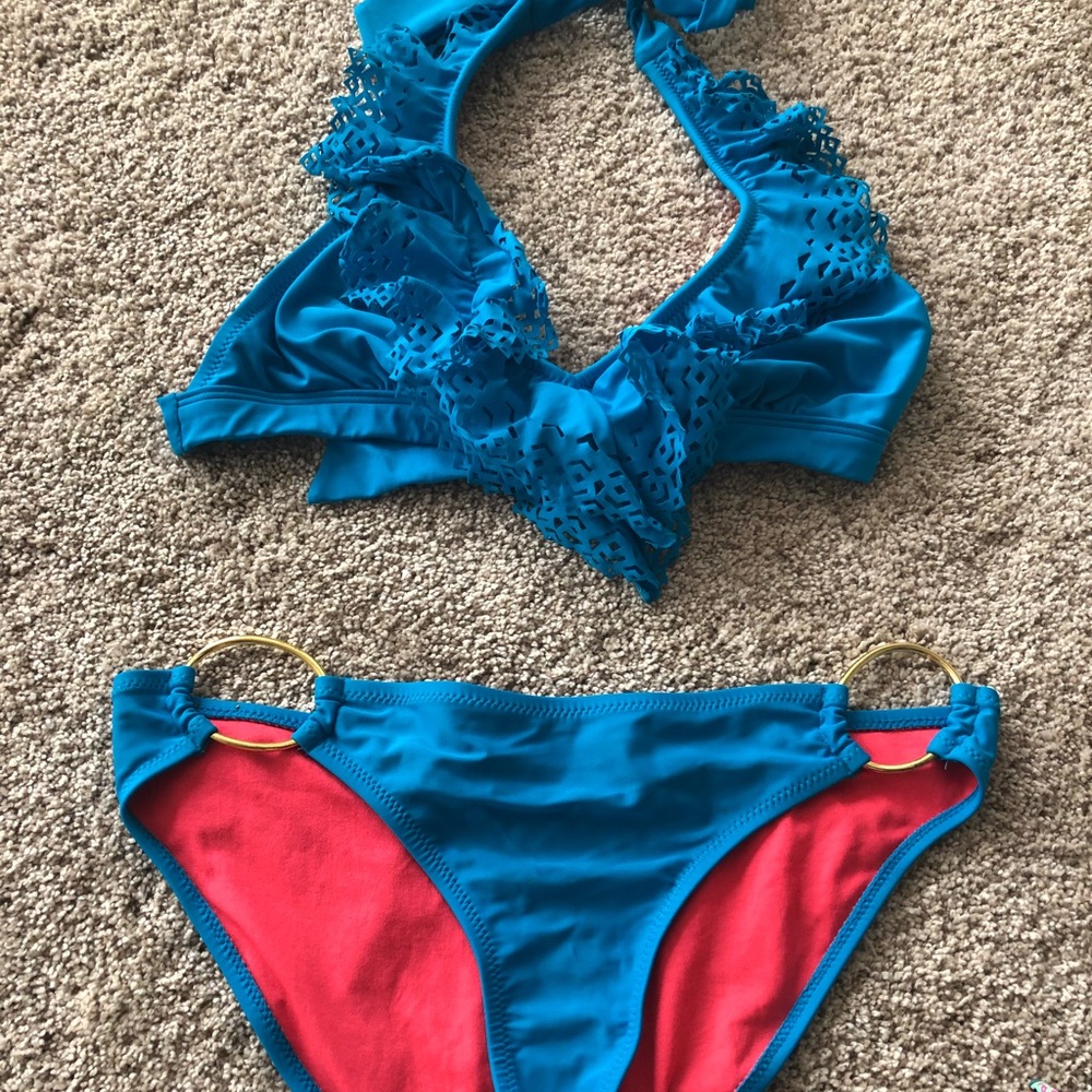 Jessica Simpson swim medium